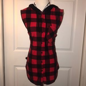 Checkered plaid button town hooded cut off shirt